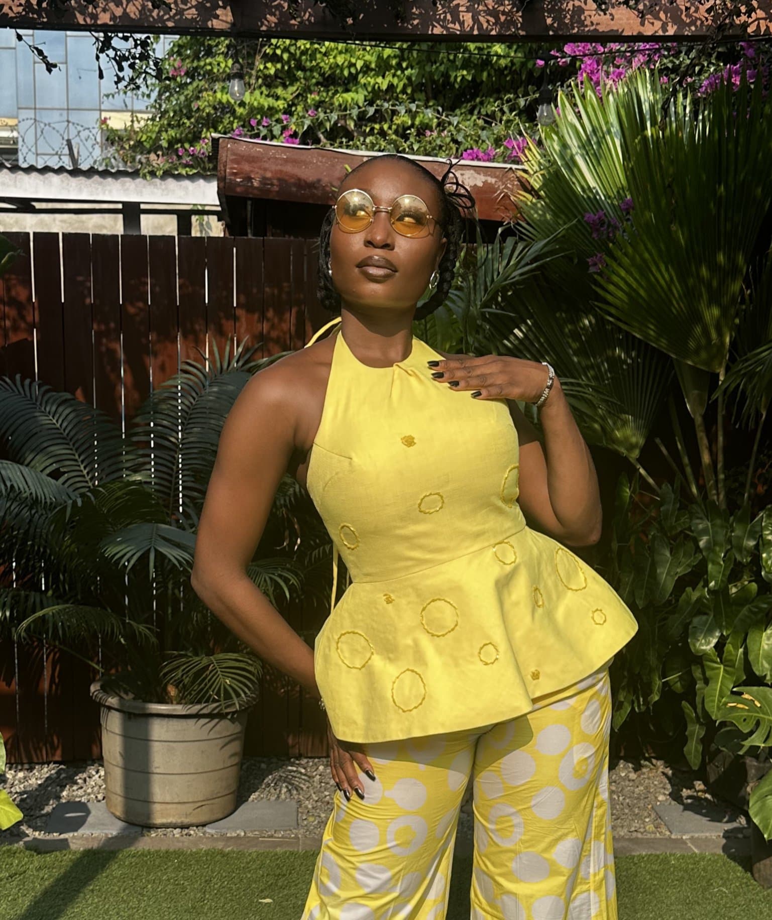 Burst collection look 1